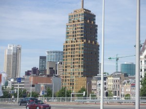 De Wijnhaeve toren in Rotterdam vandaag (foto: René Hoeflaak)