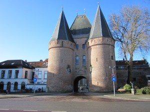 2 februrai 2013: Kampen, de 14e eeuwse Koornmarktpoort (foto: René Hoeflaak) 