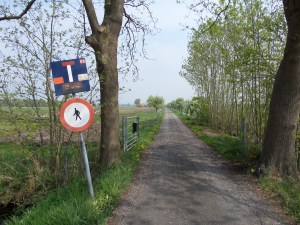 8 mei 2013: Utrecht/Groenekan. Kikkerpad/Ruigenhoekse Dijk (foto: René Hoeflaak)