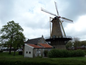 13 mei 2013, Rozenburg: Molen de Hoop (foto: René Hoeflaak) 