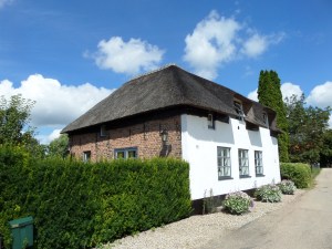 6 augustus 2013, Acqouy. Het ouderlijk huis van Cornelius Jansenius (foto: René Hoeflaak)  