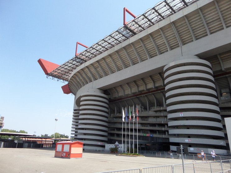 Milaan, juli 2013: San Siro Stadion (foto: René Hoeflaak)