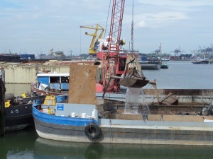 Rotterdam, 25 juli 2014: Waalhaven Oostzijde (foto: René Hoeflaak)