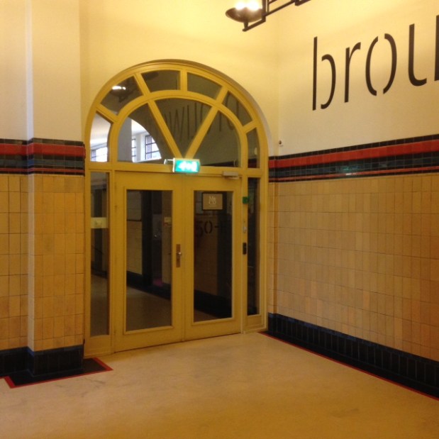 Begane grond bedrijfsverzamelgebouw Heineken kantoor Rottedam (foto: René Hoeflaak)