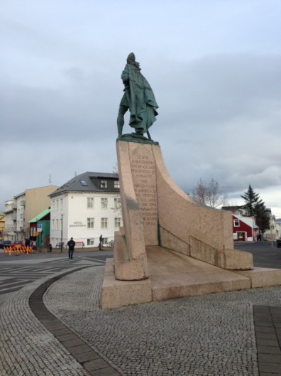 Reykjavik, IJsland: standbeeld Leif Eriksson, Son of Iceland (foto: René Hoeflaak) 
