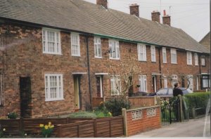 Maart 2002, Liverpool, Forthlin Road 20; ouderlijk huis van Paul McCartney. McCartney woonde hier van zijn 13e tot 21e. (foto: René Hoeflaak) . 